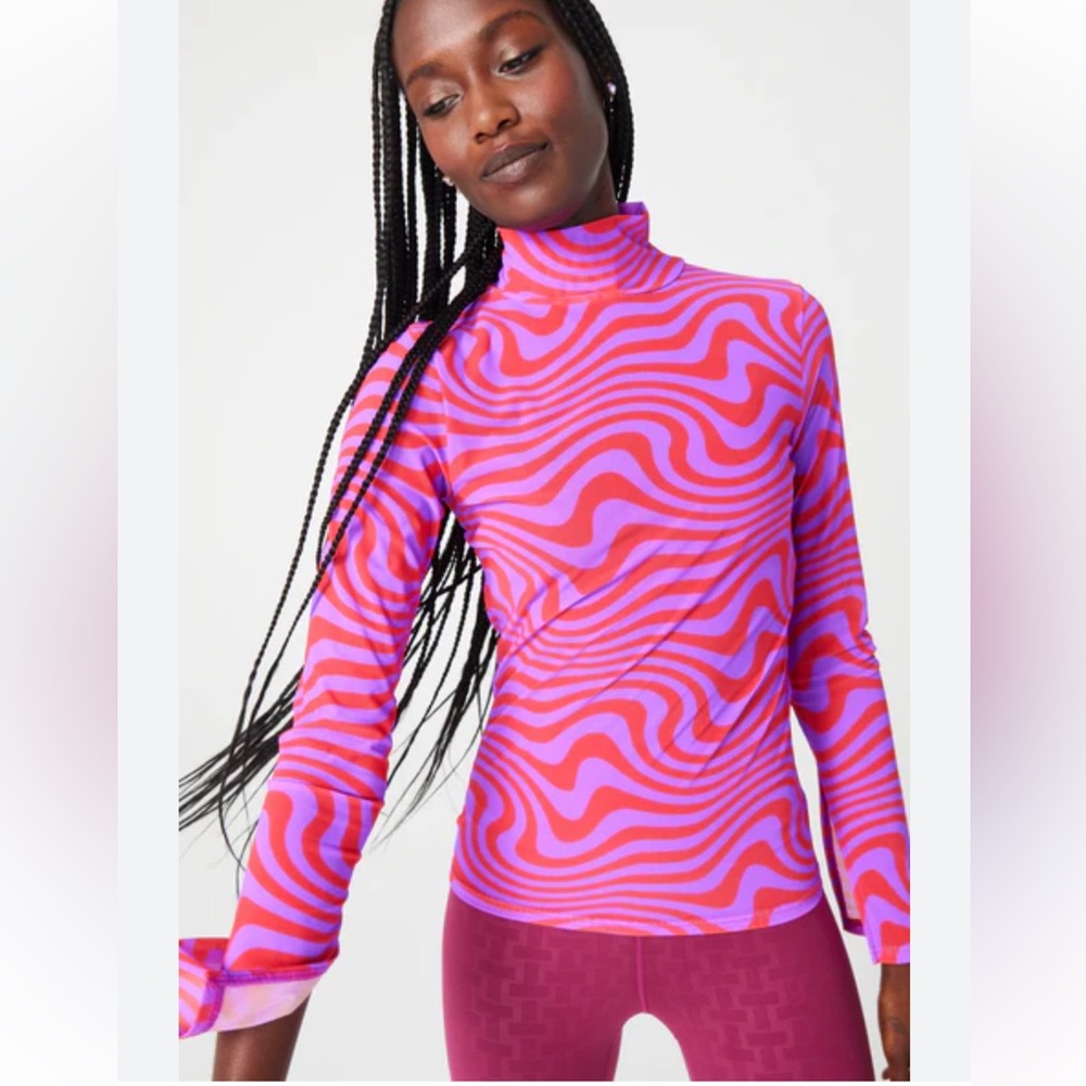 TEREZ MESH MOCK NECK IN PURPLE AND RED WAVE